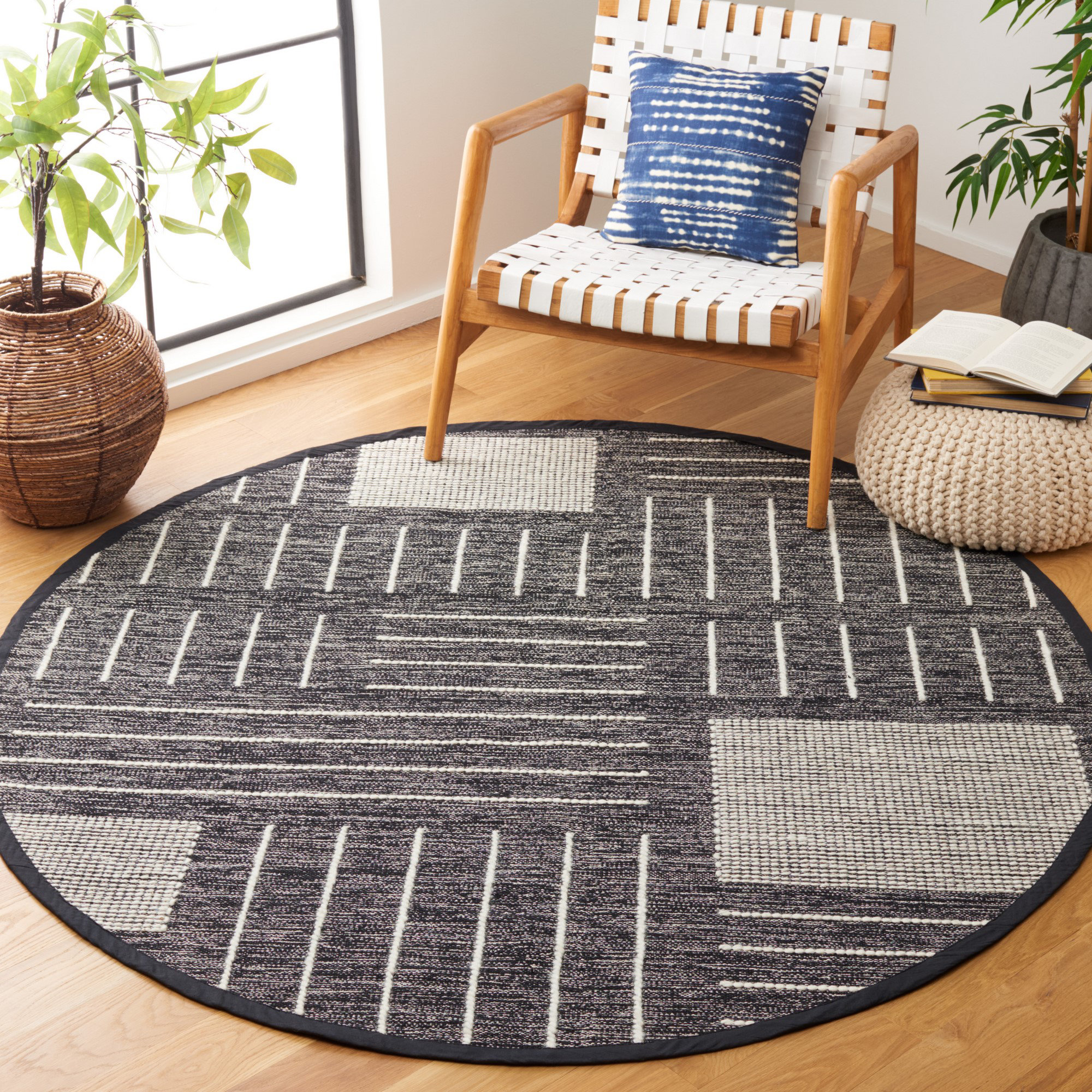 AllModern Flore Geometric Handmade Kilim Wool/Cotton Area Rug in Black ...