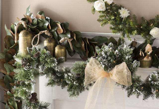 Unmissable Christmas Garlands
