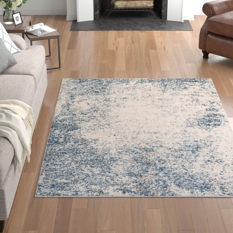 Tapis bleu / beige tissé à la machine Mamora, Rectangle 5 pi 3 po x 7 pi 6 po