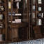 Bibliothèque entièrement en bois massif
