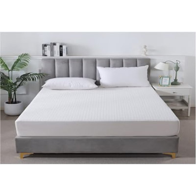 Wave Design Luxury Waterproof Mattress Protector Full Size