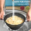 Passoire noire pour la cuisine-129445243