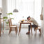 Élégant banc en bois de chêne massif - s'adapte à de multiples réglages, offre une table de siège confortable pour la maison en demi-rond, ajoute un style fonctionnel