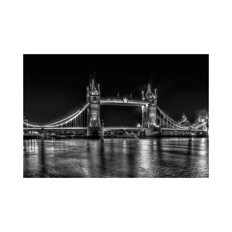 London by David Gardiner - Wrapped Canvas Print, 101.6 cm H x 66.04 cm W x 1.91 cm D