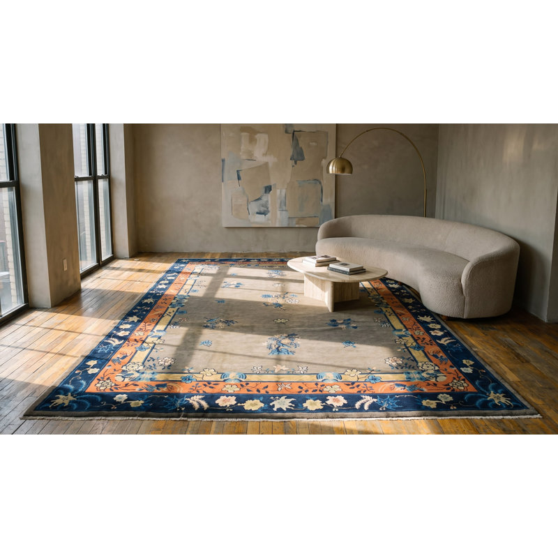 Tapis chinois à motif floral antique gris
