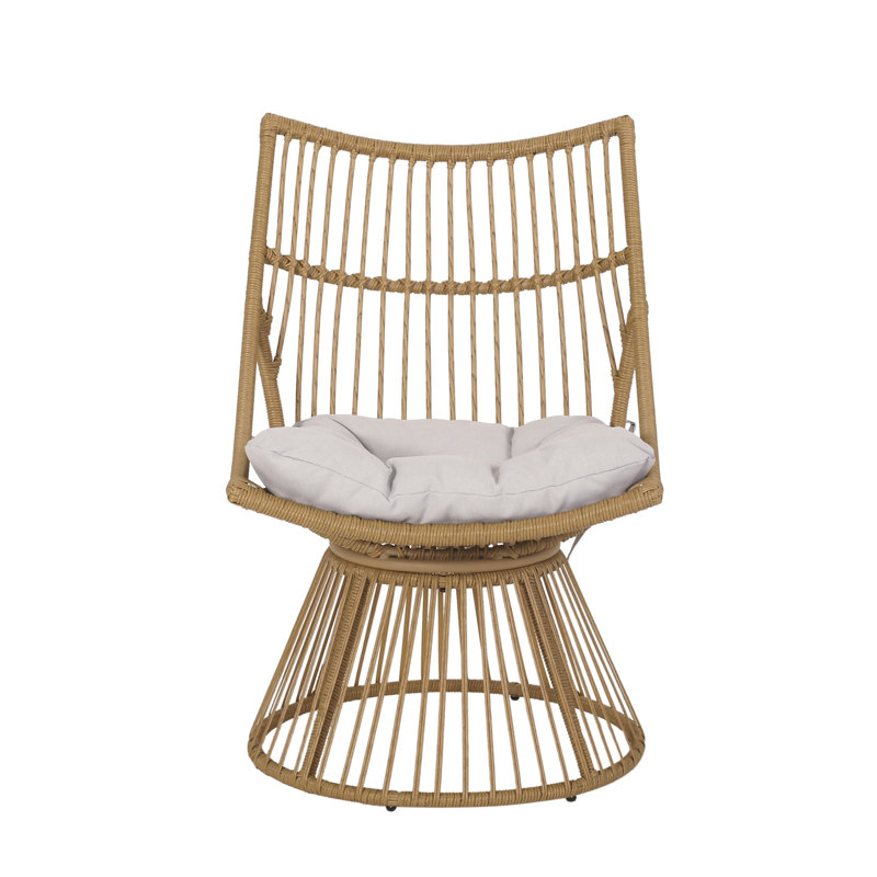 CHAISE ELAINE