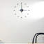 Horloge murale minimaliste grise à pois, de style moderne, silencieuse-679963045-679963044