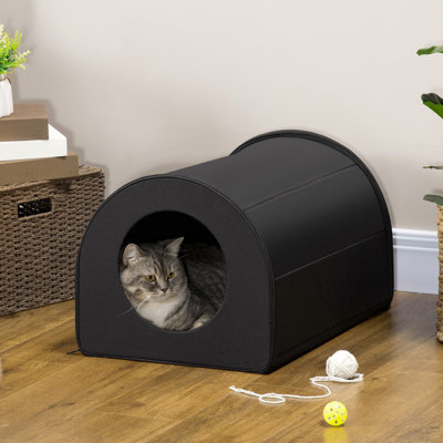 Maison de chat chauffée en forme, portable imperméable pour l'hiver, noire. Isolé avec un coussin chauffant et une toison. Débit d'air activé par Windows. 21,58 po de profondeur x 16,04 po de largeur, 13,88 po de hauteur, 4,25 lb pour la maison, hiver