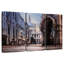 Rue menant à la cathédrale-1900945536