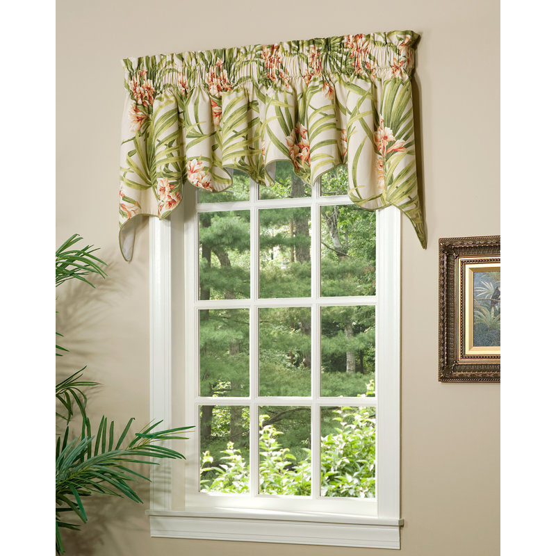 Ornement festonné en coton Cozumel, H 32 po x l 100 po, Crème / vert / épice