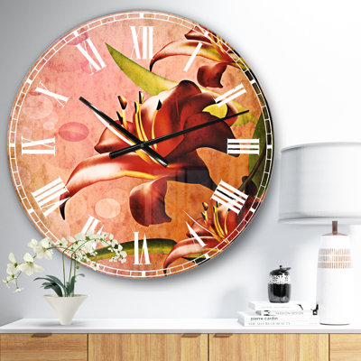 Magnifique fleur sur fond rose - horloge murale traditionnelle