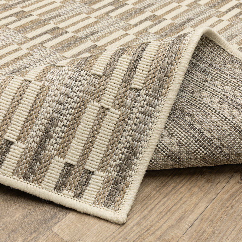 Tapis intérieur / extérieur beige / ivoire à motif géométrique moderne Tavraj, Rectangle 9 pi 10 po x 12 pi 10 po