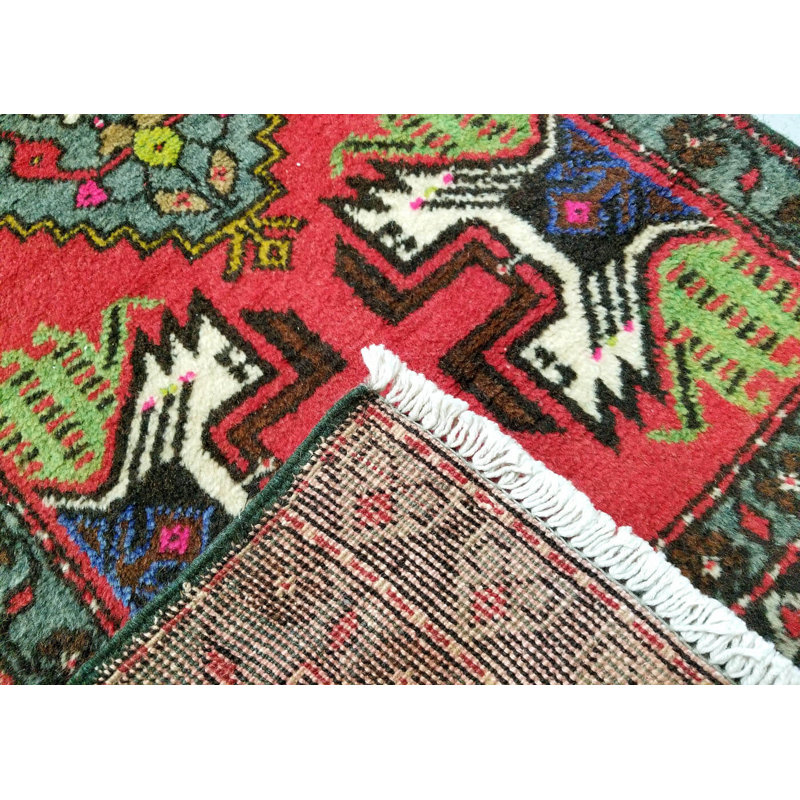 Yastic One-of-a-Kind 1'10" X 4' Area Rug