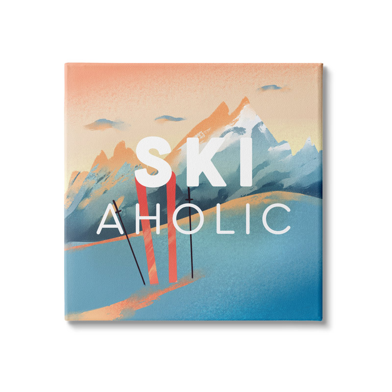 Ski-Aholic, expression, coucher de soleil, montagnes bleues enneigées, sport d'hiver, maison de campagne grise, estampe numérique encadrée, art texturé par Ziwei Li