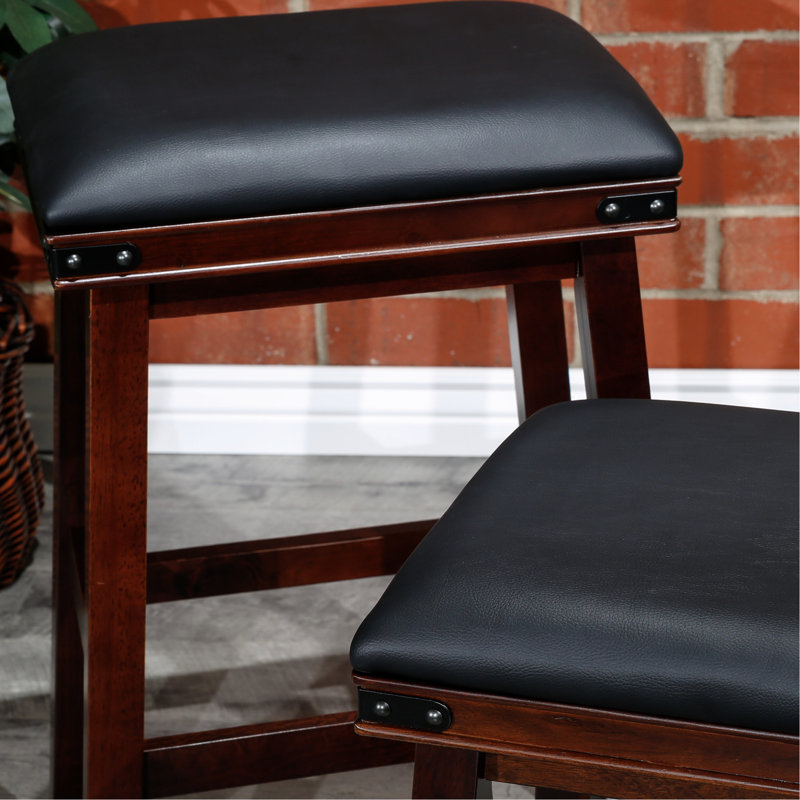 Élégant tabouret de bar de 30 po avec siège en cuir noir et protecteurs de plancher