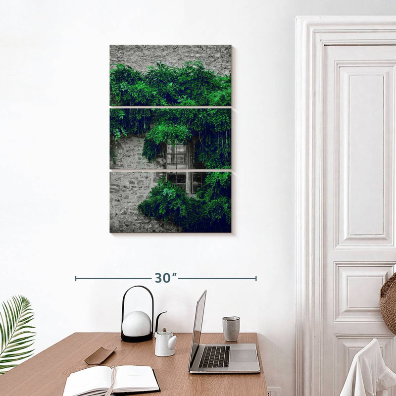 Lilie Botanical Window, 32" H x 20" W