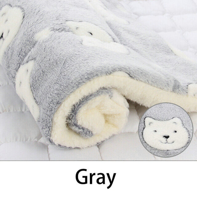 Dennan Faux Fur Pet Bed, Medium (28" W x 21" D x 0.79" H)