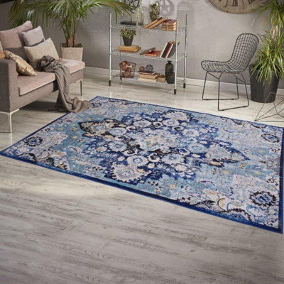 Villines Oriental Indoor Rug