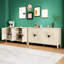 Buffet 4 portes avec panneaux 3D et tablettes réglables, bar à café moderne pour la vie, salle à manger de cuisine, texture grain de bois, demi-poignées noires exquises, structure en métal, basculement de soutien supplémentaire