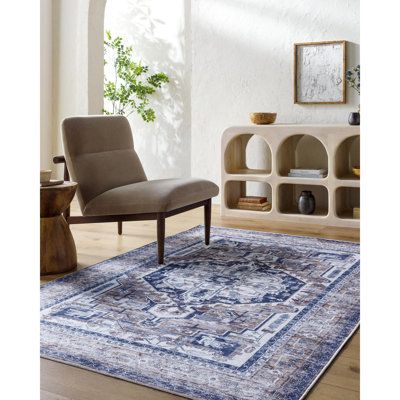 Ruland Traditional Machine Washable Area Rug