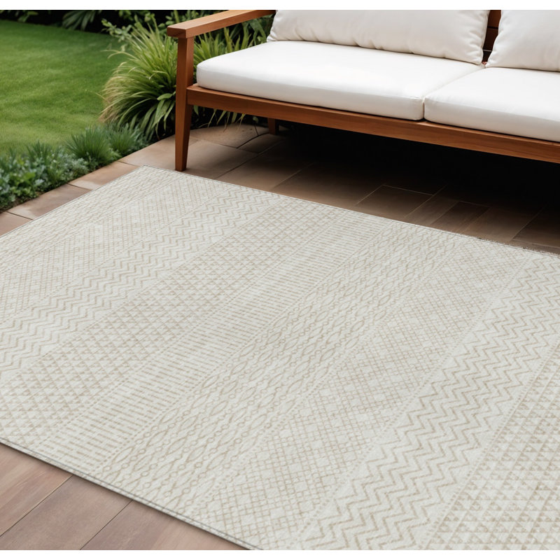 Tapis intérieur lavable à chevrons ivoire et beige 8 pi x 10 pi