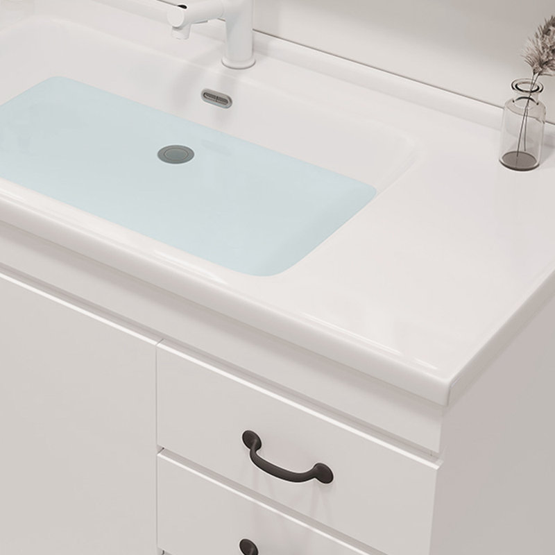 Armoire de salle de bain moderne et simple