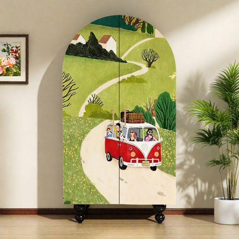 Armoire arquée avec tablettes et portes