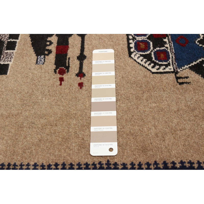 Tapis brun clair Rare War 2 pi 11 po x 4 pi 4 po