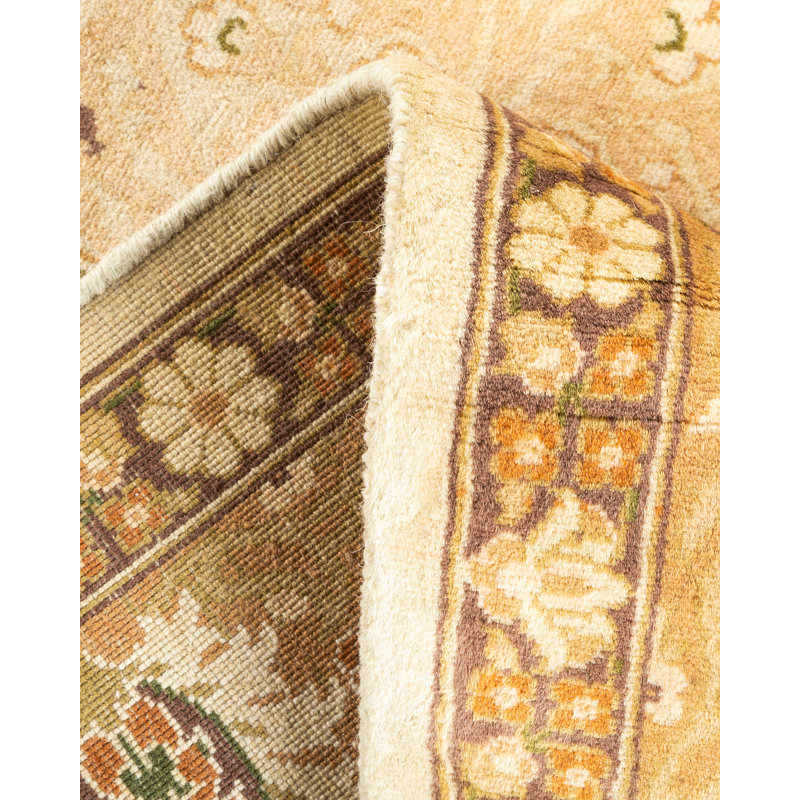 Classic One-of-a-Kind 4'7" x 7'6" Hand Knotted Area Rug