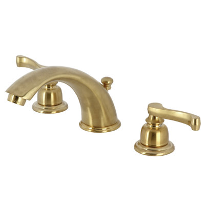Royale Widespread Bathroom Faucet with Drain Assembly