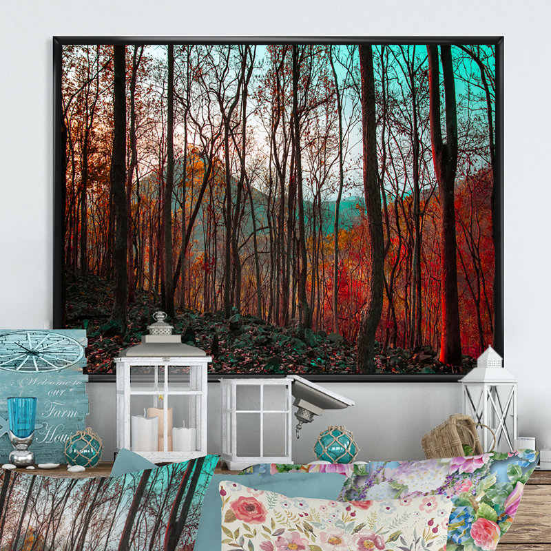 «Beautiful Bright Path To Autumn Forest», reproduction sur toile, H 24 po x l 36 po x P 1 po, Cadre flottant noir