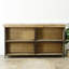 Armoire en bois brun à 4 tablettes avec détails filaires 66 po