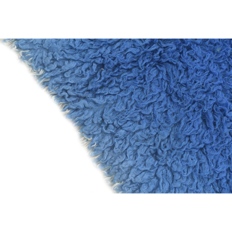 Tapis bleu Iraheta