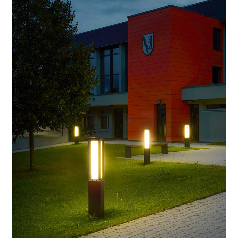 Modern Black Aluminum LED Pathway Light with Frosted Panel