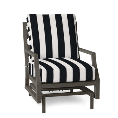 Fauteuil en treillis avec coussins