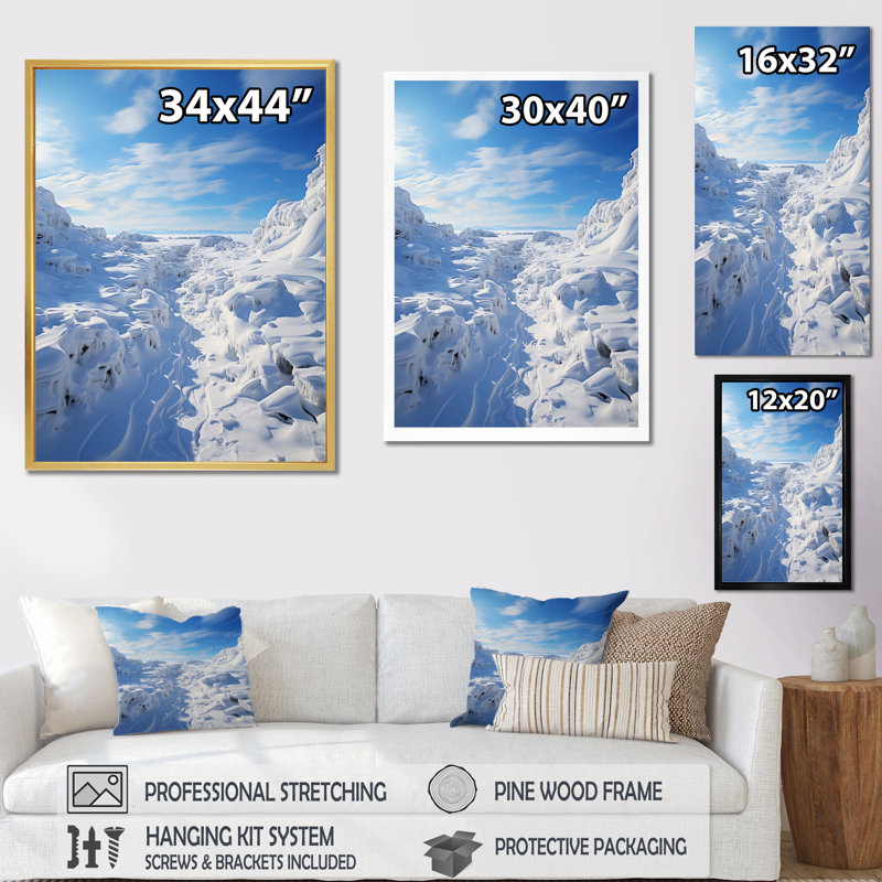 Paysage d'hiver enneigé à l'horizon I, Cadre flottant blanc, H 32 po x l 24 po x P 1 po
