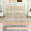 Grand lit plateforme en bois