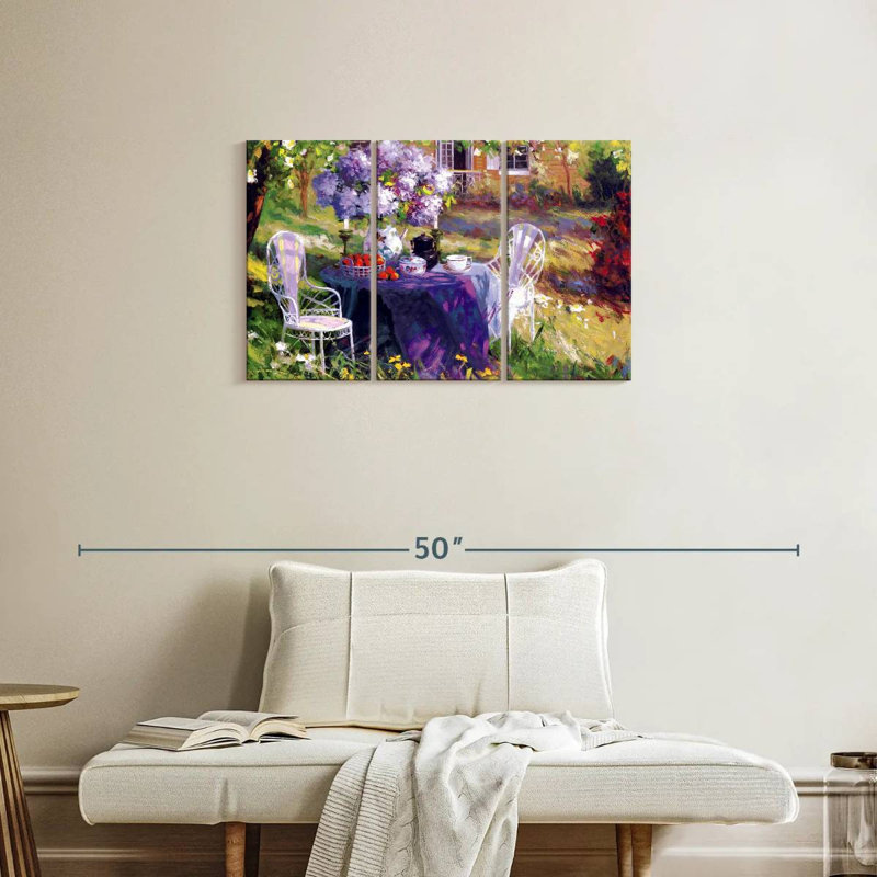 Alvord Lilac Tea Party, 20" H x 33" W