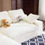 Canapé blanc en velours côtelé compressé avec coussins moelleux pour un confort douillet dans le salon-518626937