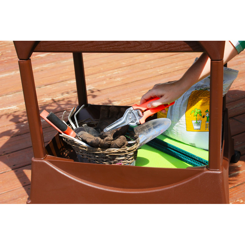 Warlick City Picker Raised Bed, Black