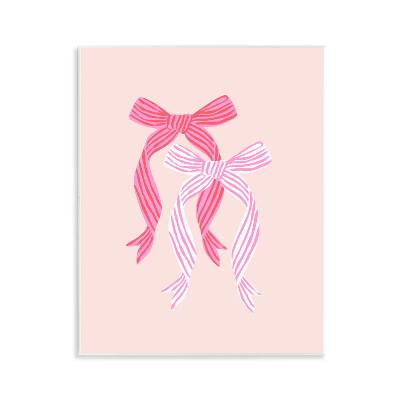 Plaque murale rayée sur fond rose, design par Krissy Mast