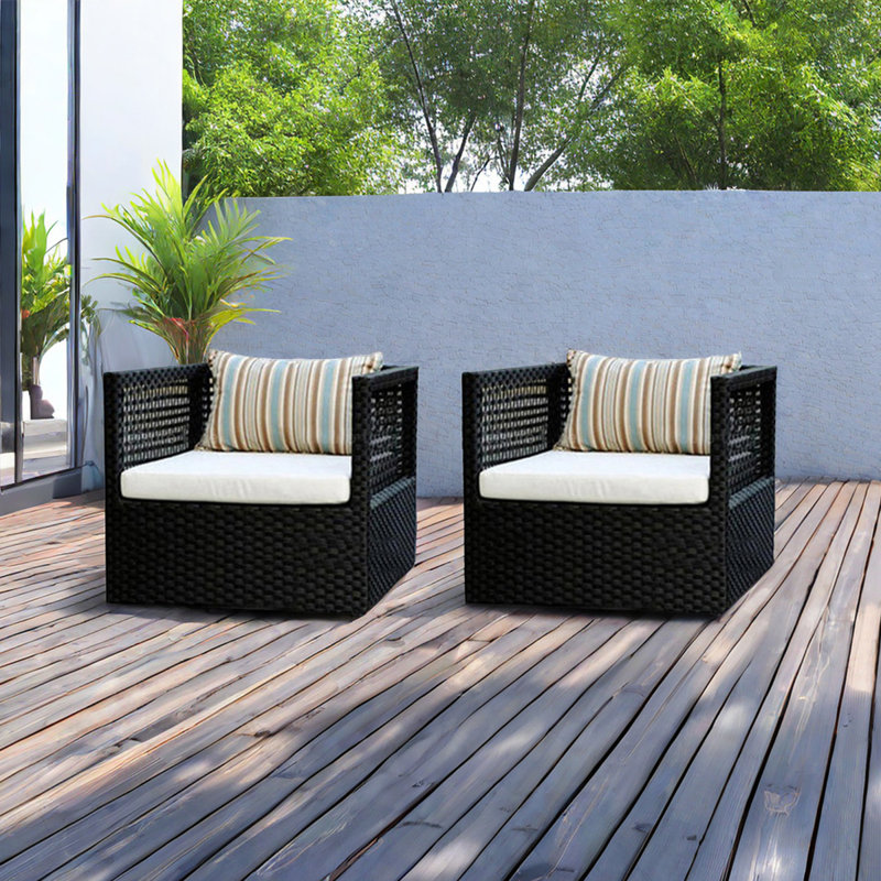 Rynisha Outdoor Lounge Chair