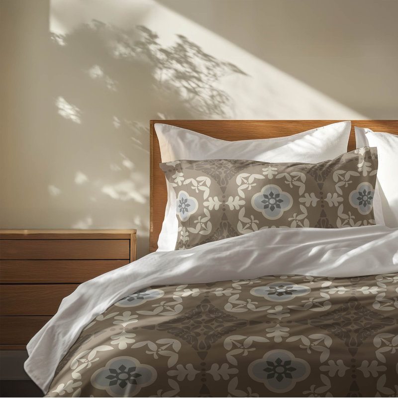 Ensemble d'édredon léger Edan, Floral brun, Édredon simple + 2 taies d'oreiller standard