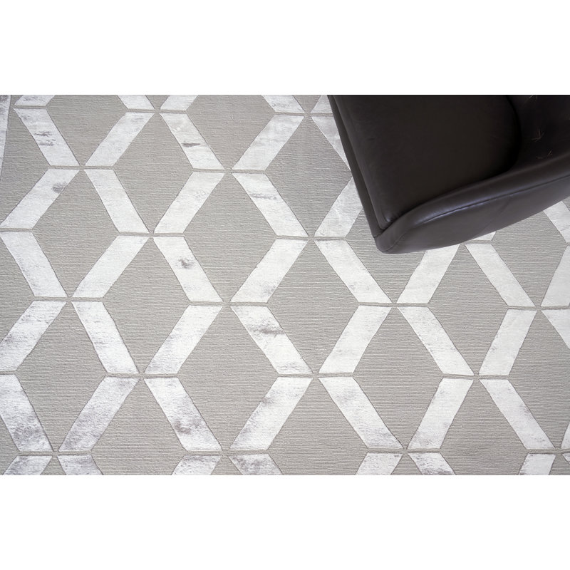 Metro-Velvet Geometric Area Rug in Silver, Rectangle 14' x 18'