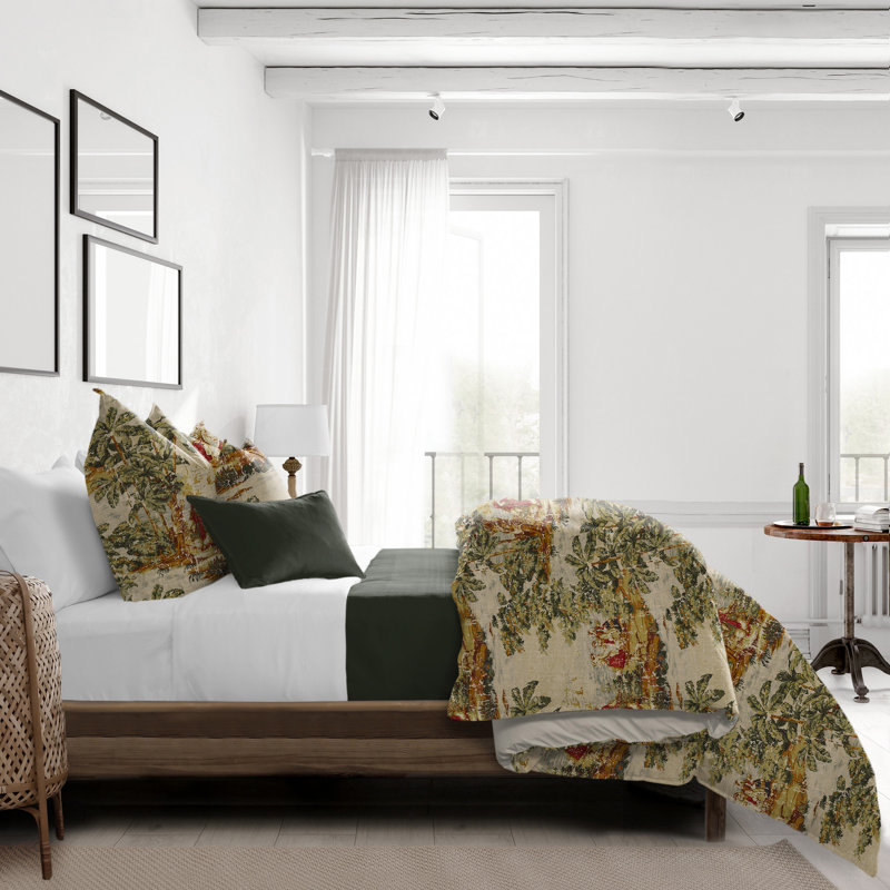 The Tailor's Bed French Countryside Antique Red/Natural Linen Blend Comforter Set