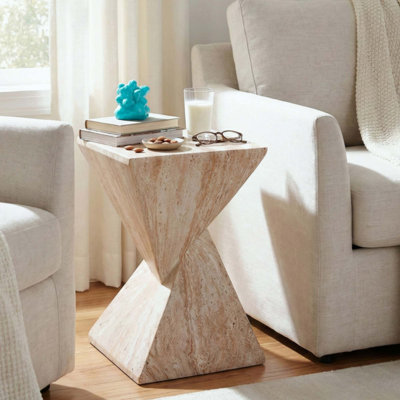Table d'appoint moderne en béton pour l'extérieur, table de bout de patio avec motif cannelé sculptural, table d'appoint minimaliste géométrique résistante aux intempéries pour le jardin, le balcon et la piscine