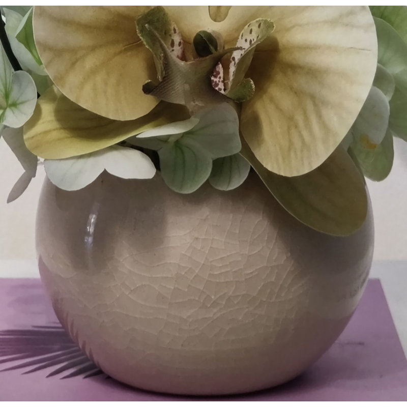 Décoration florale simulée