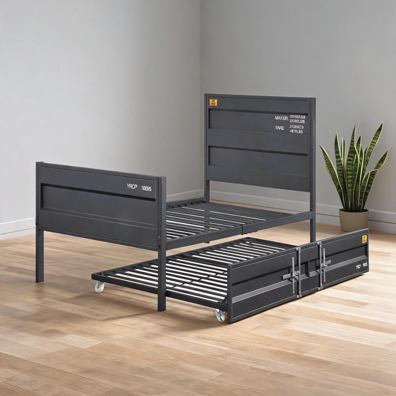 Lit plateforme industriel de style industriel contemporain, aucun sommier requis, fabrication en métal argenté poli