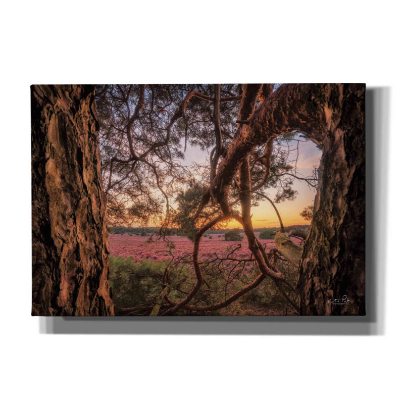 "In Entre" par Martin Podt - Photographie sur toile tendue, H 18 po x l 26 po x P 0,75 po