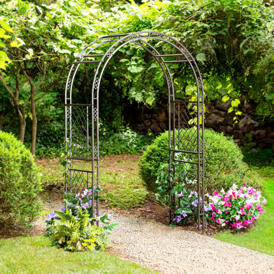 Metal Garden Arbour With Lattice Pattern